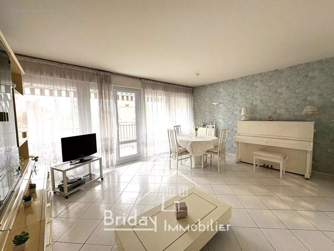 Appartement à CALUIRE-ET-CUIRE