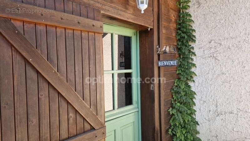 Maison à SAINT-JEAN-D&#039;ILLAC