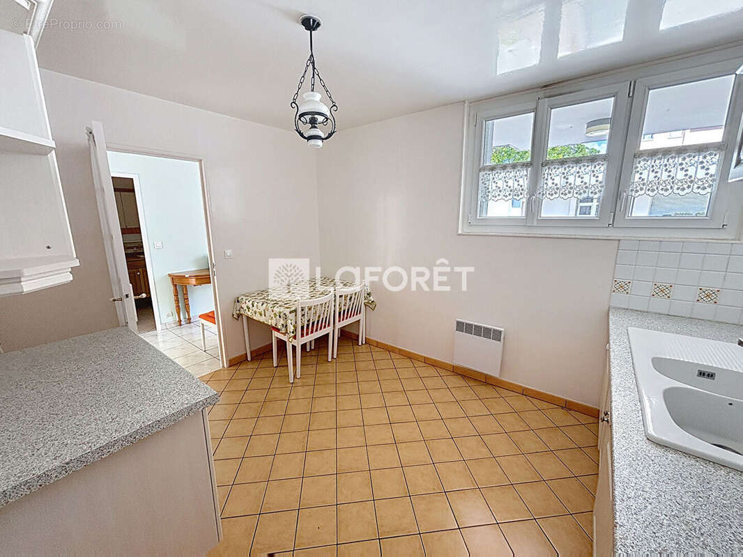 Appartement à VILLEJUIF