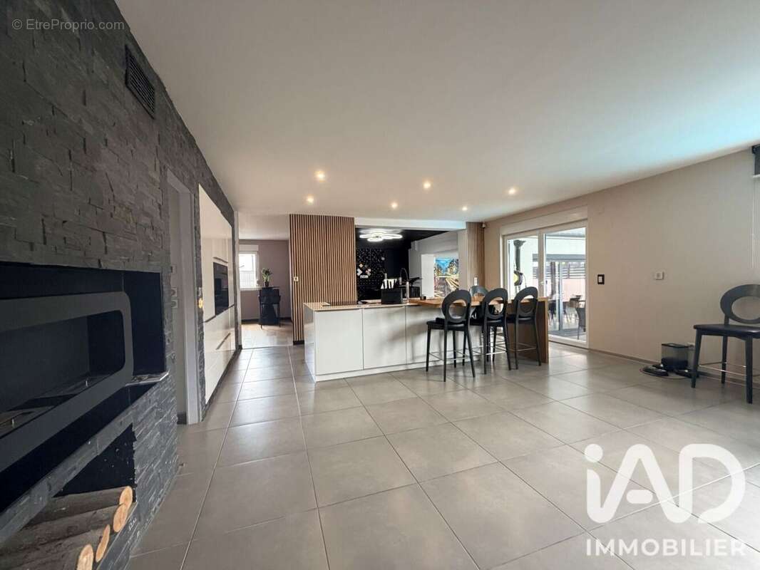 Maison 264 m² à Lachambre  - photo 7