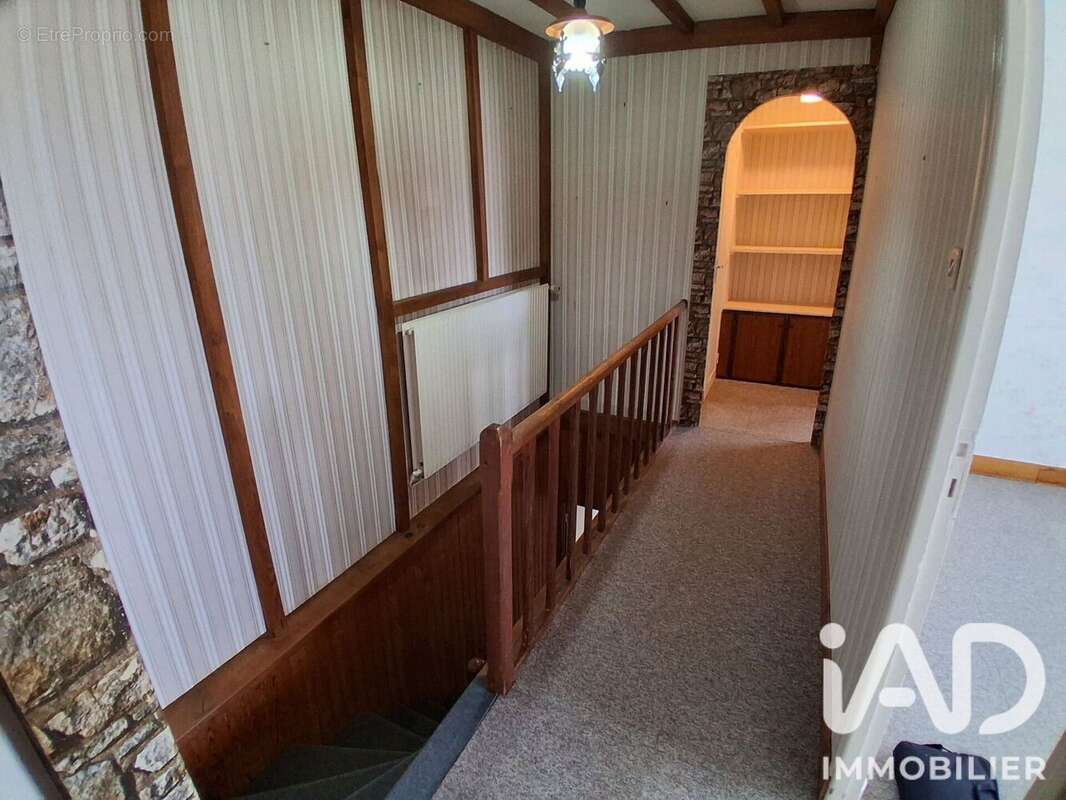 Maison 131 m² à Monceau-Le-Neuf-Et-Faucouzy  - photo 5