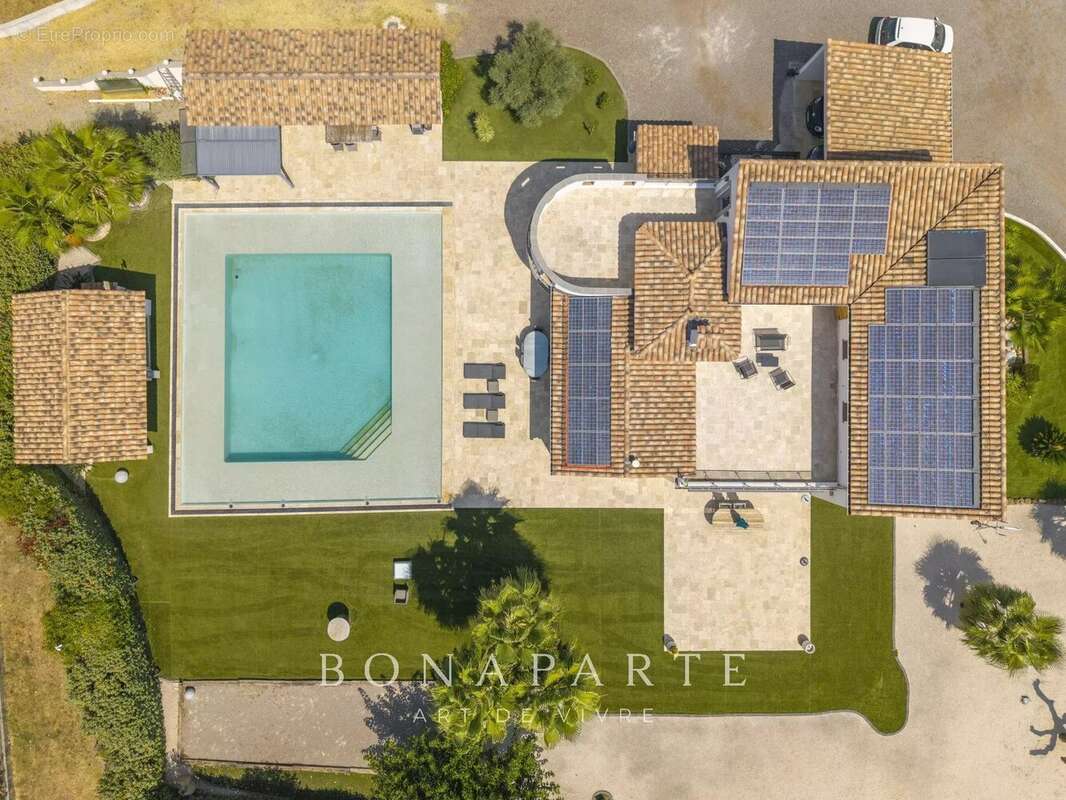 Roquebrune-sur-argens - nouveauté exclusivité propriété aux prestations haut de gamme - photo 6