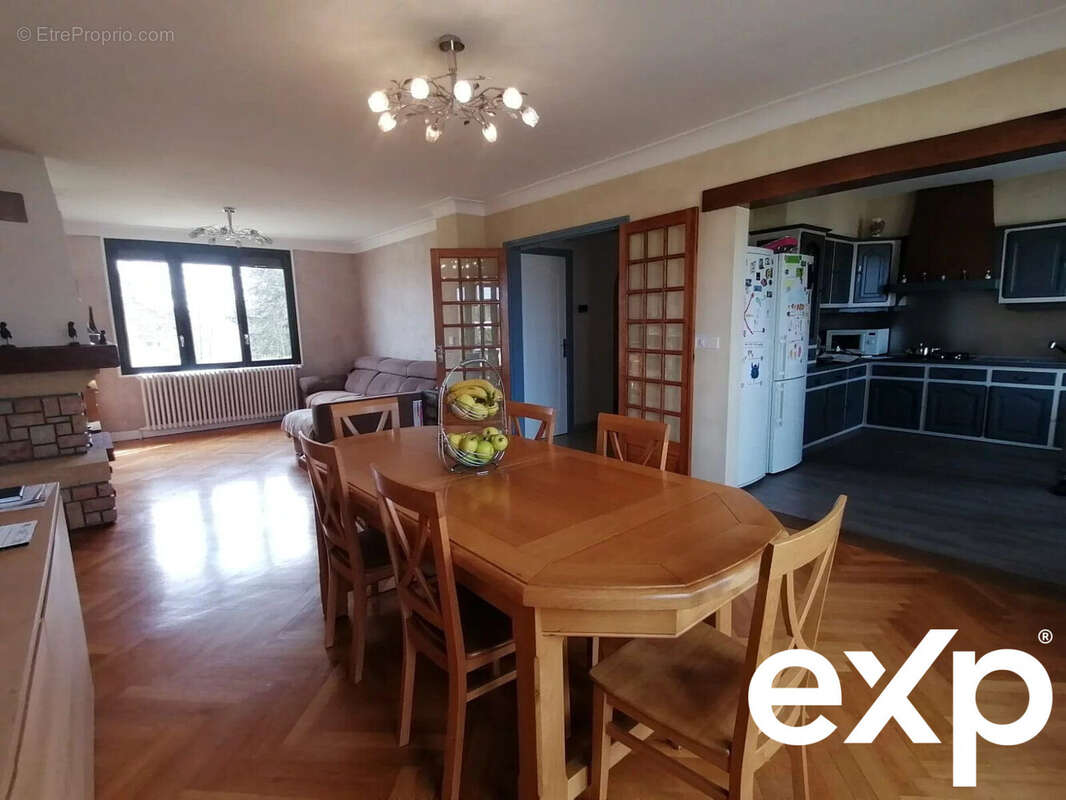 Maison à LA SOUTERRAINE