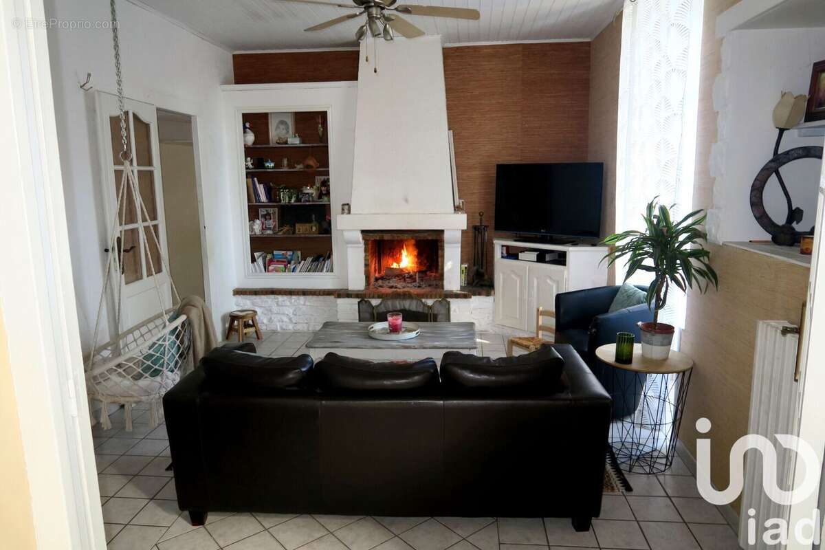 Photo 4 - Maison à JOUHET