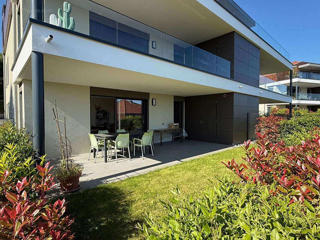 Appartement à NEUVECELLE