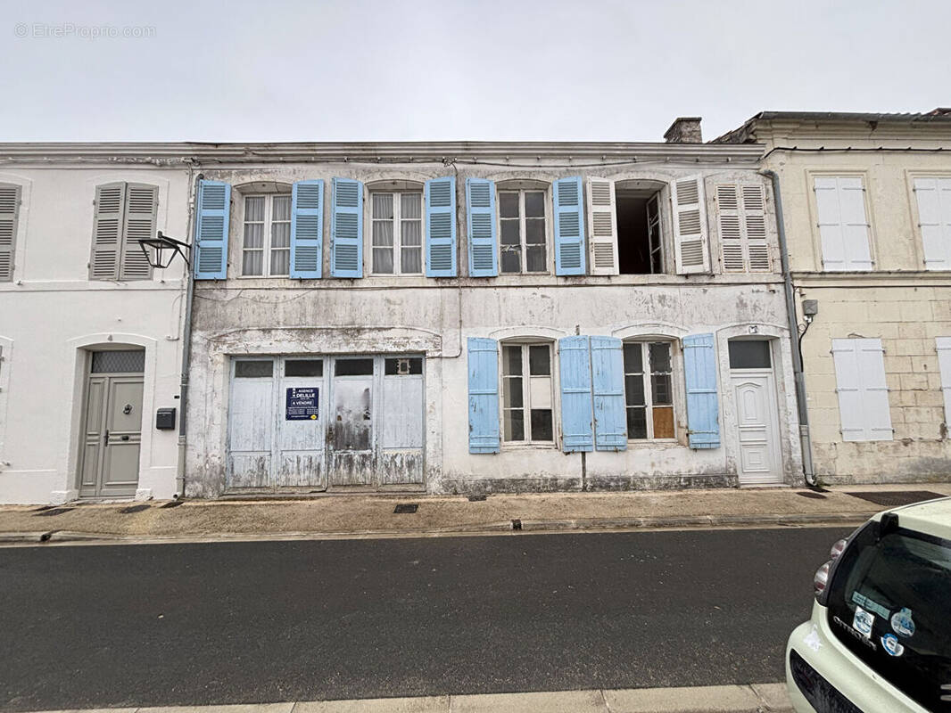 Maison à LE CHATEAU-D'OLERON