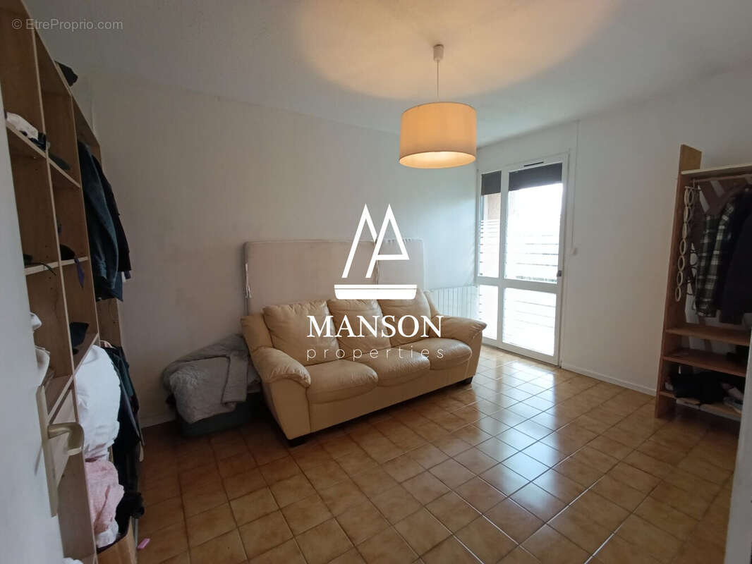 Maison à AMBARES-ET-LAGRAVE