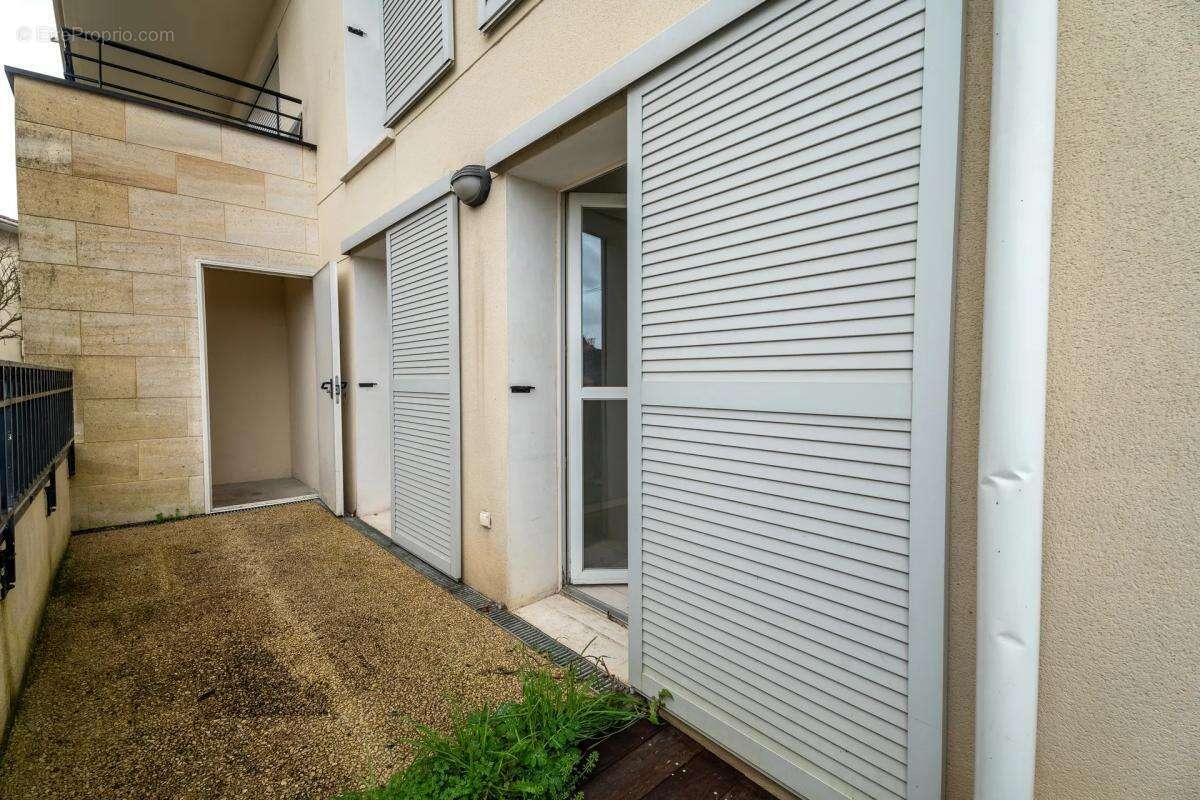 Appartement à VILLENAVE-D'ORNON