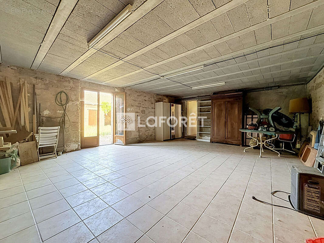 Maison Doue En Anjou 7 pièce(s) 215 m2 - photo 7