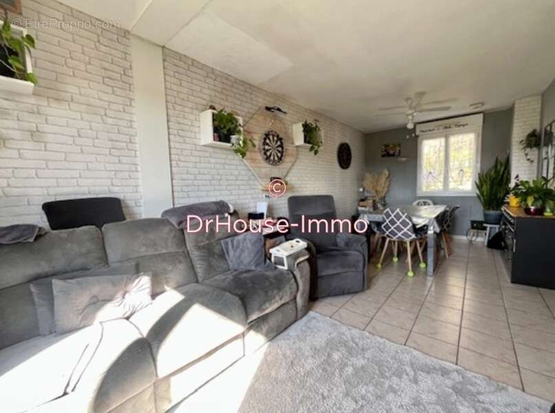 Maison à TALMONTIERS