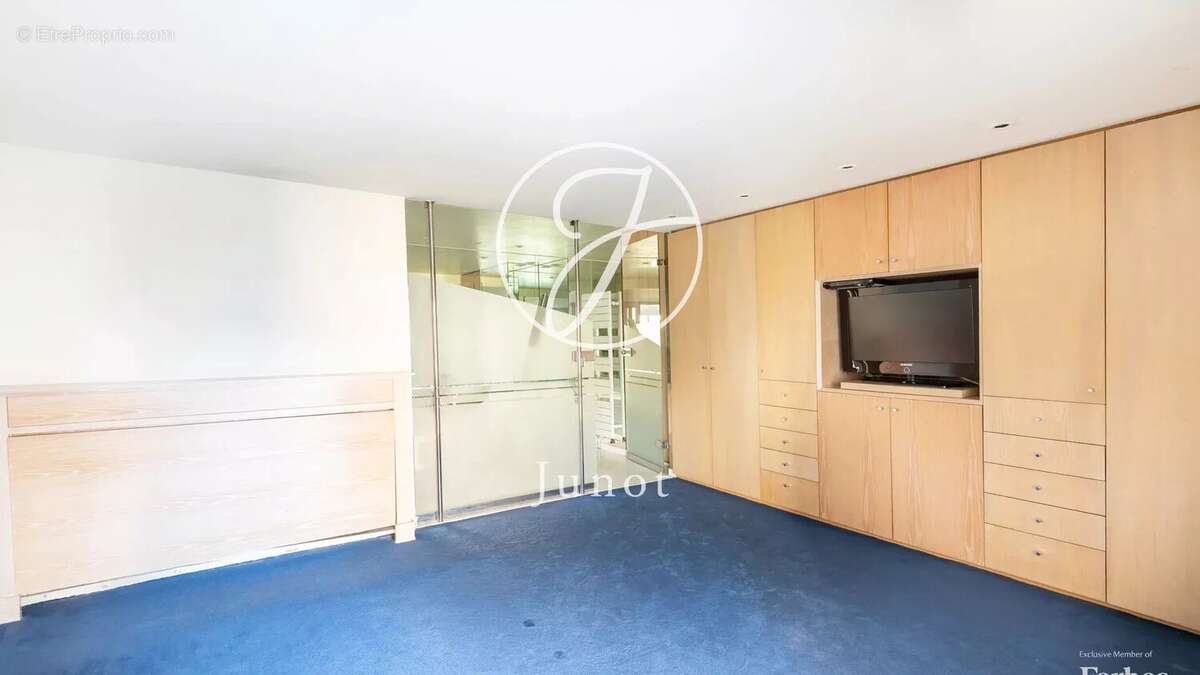 Appartement à PARIS-19E