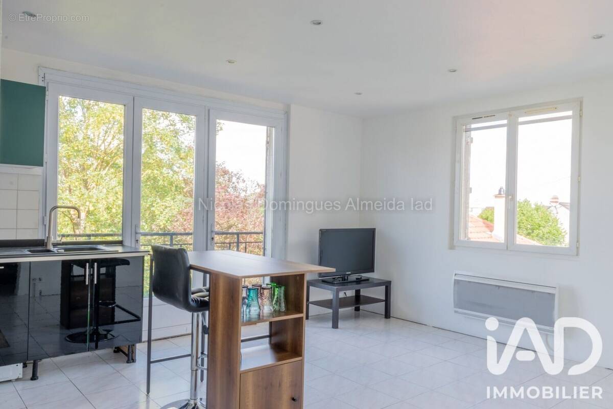 Photo 1 - Appartement à CORBEIL-ESSONNES