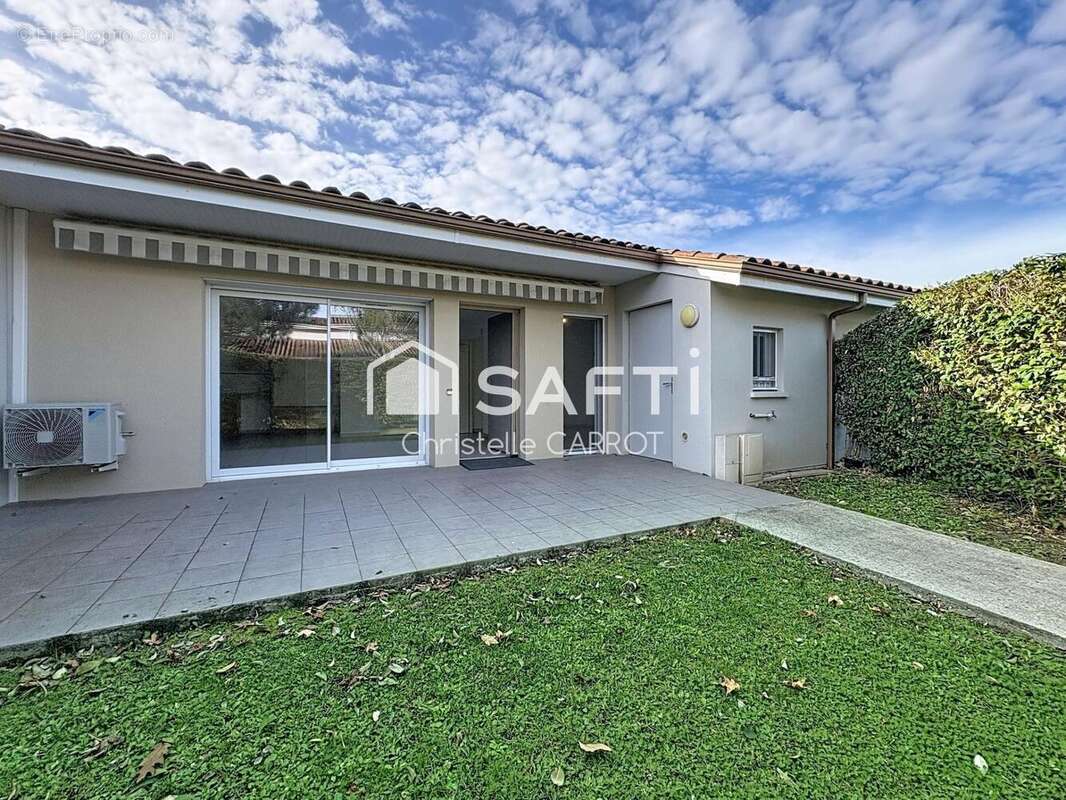 Photo 2 - Maison à IZON