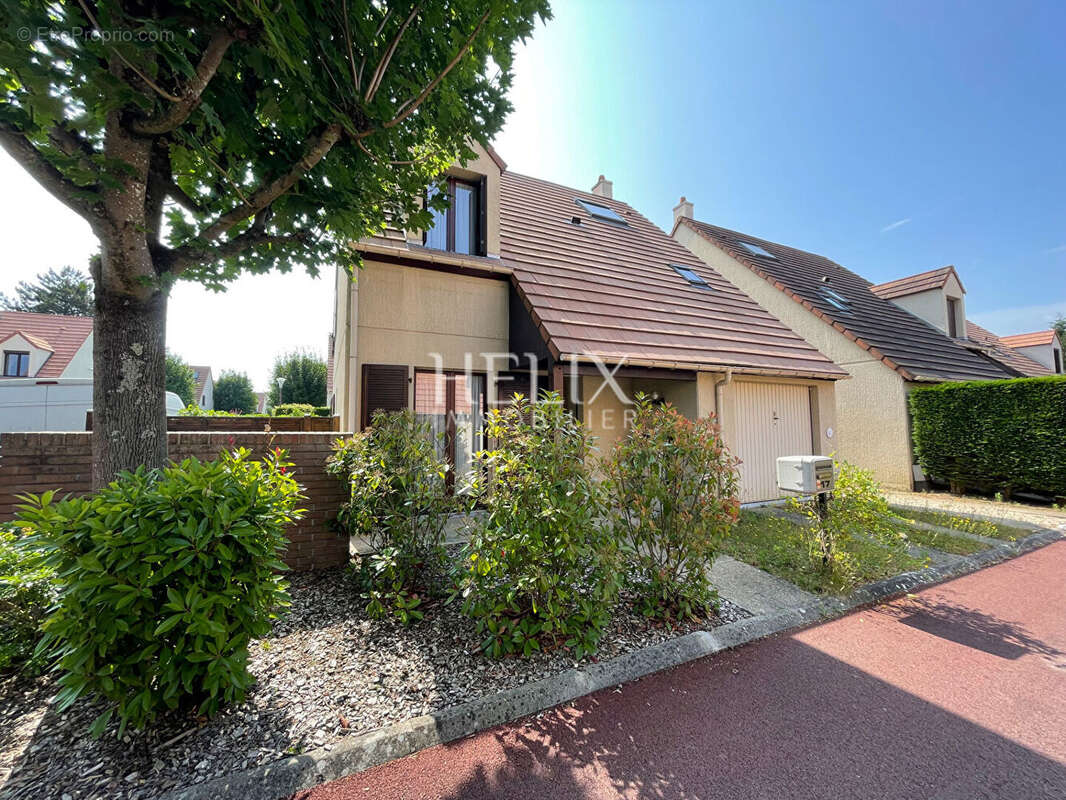 Maison à LE VESINET