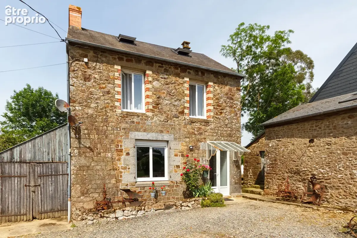 La Manche : Maison et deux gîtes dans un cadre champêtre paisible. - photo 2