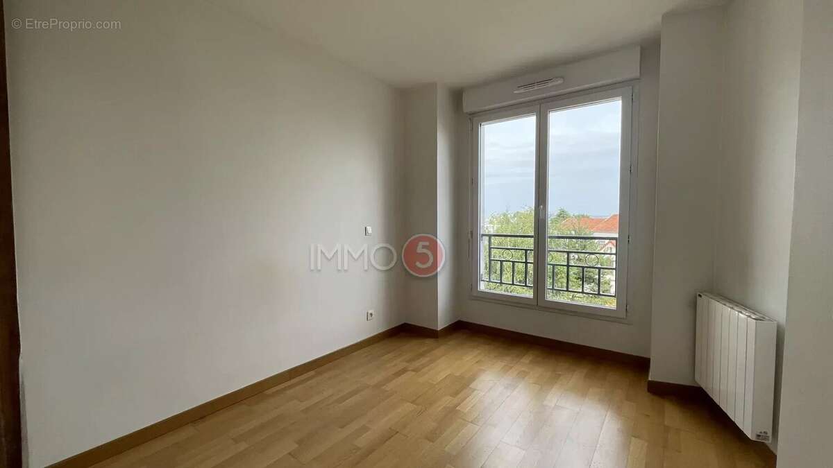 Appartement à LE RAINCY