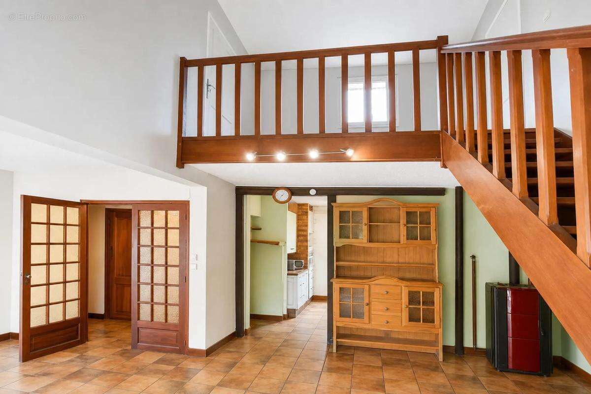 Maison à GIEVRES