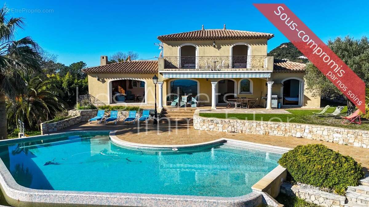 Maison à LES ADRETS-DE-L'ESTEREL