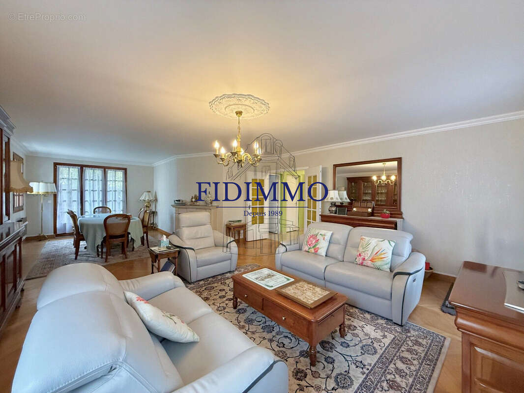 Maison à ORMESSON-SUR-MARNE