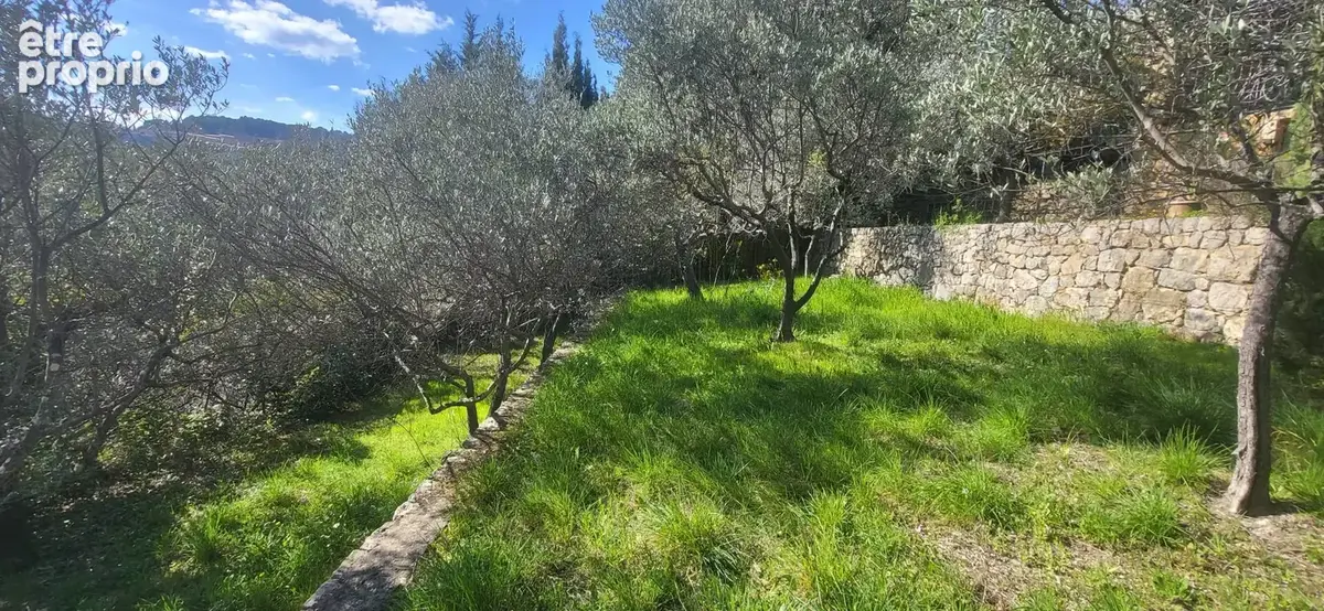 Villa en pierre apparente avec 4 chambres sur 1350m² de terrain. - photo 24