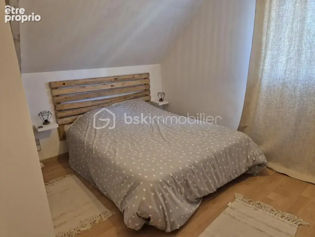 Maison de 86 m² – 3 chambres – Terrain clos de 600 m² – Garage de 40 m² – Lanhelin (Mesnil-Roc'h) - photo 10