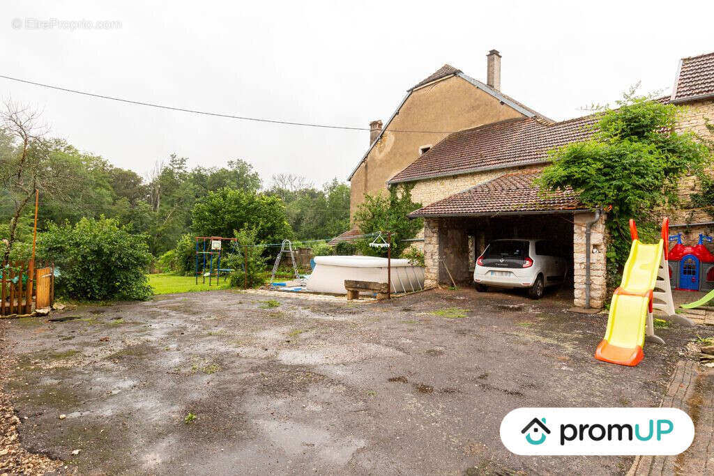 Maison à SOING-CUBRY-CHARENTENAY