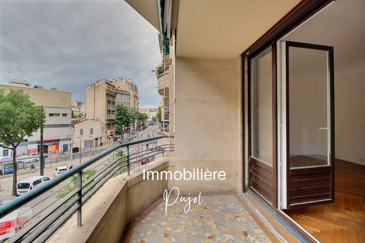 Appartement à MARSEILLE-6E