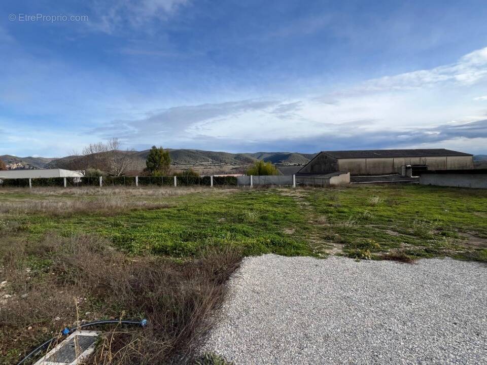 Terrain à PEYRUIS