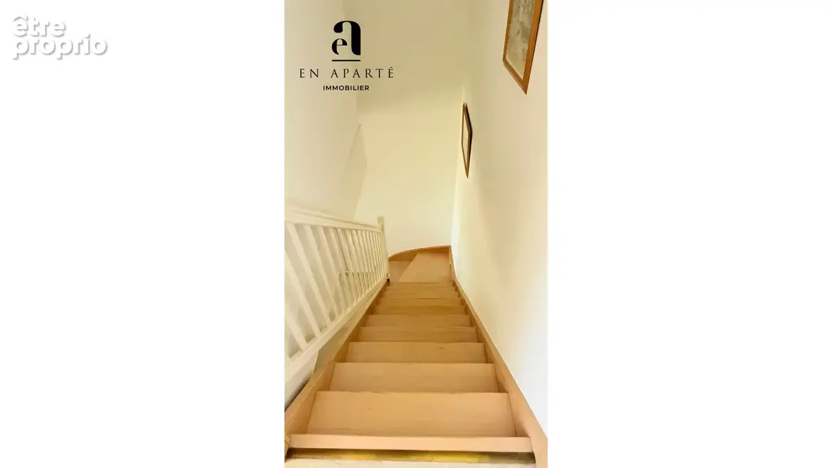Coup de cœur : Duplex T3 en dernier étage avec terrasse tropézienne, garage double et cave. - photo 18