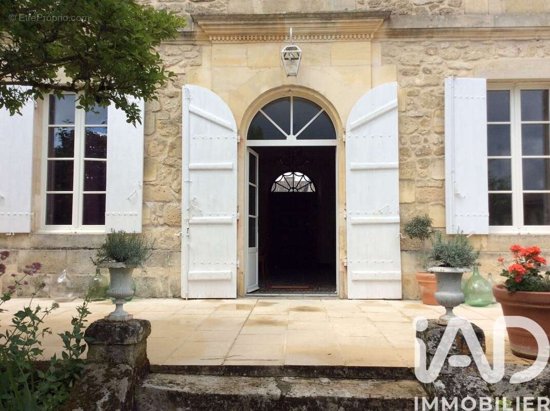 Photo 3 - Maison à VILLEFRANCHE-DE-LONCHAT