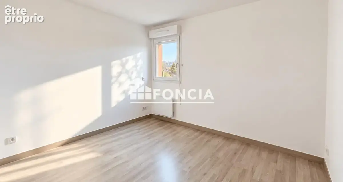  appartement t3 – balcon-terrasse – ascenseur – parking privé - photo 5
