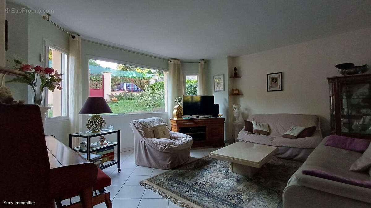 Maison à SUCY-EN-BRIE