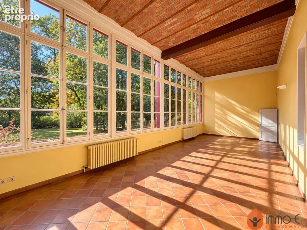 Maison 11 pièces 412 m² à vendre à Montevrain (77144) - photo 2