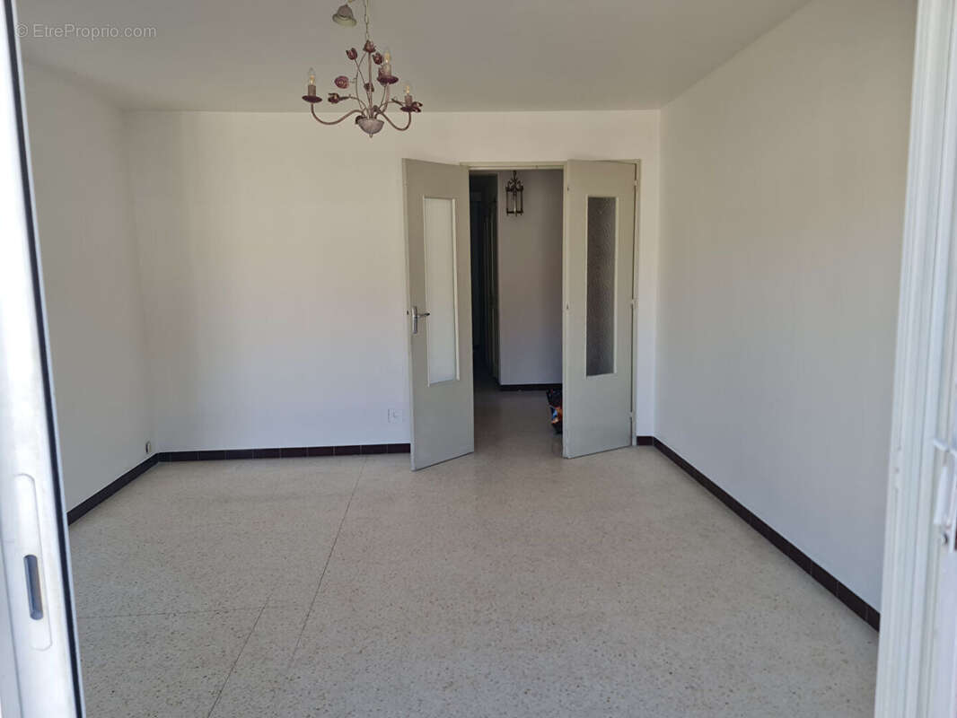 Appartement à LA VALETTE-DU-VAR