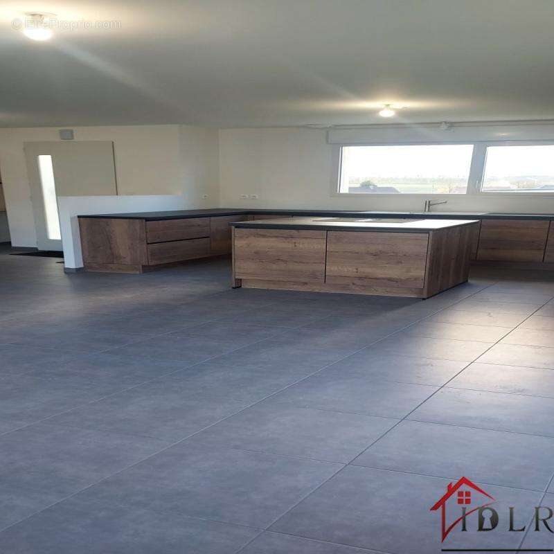 Maison à L'HOPITAL-DU-GROSBOIS