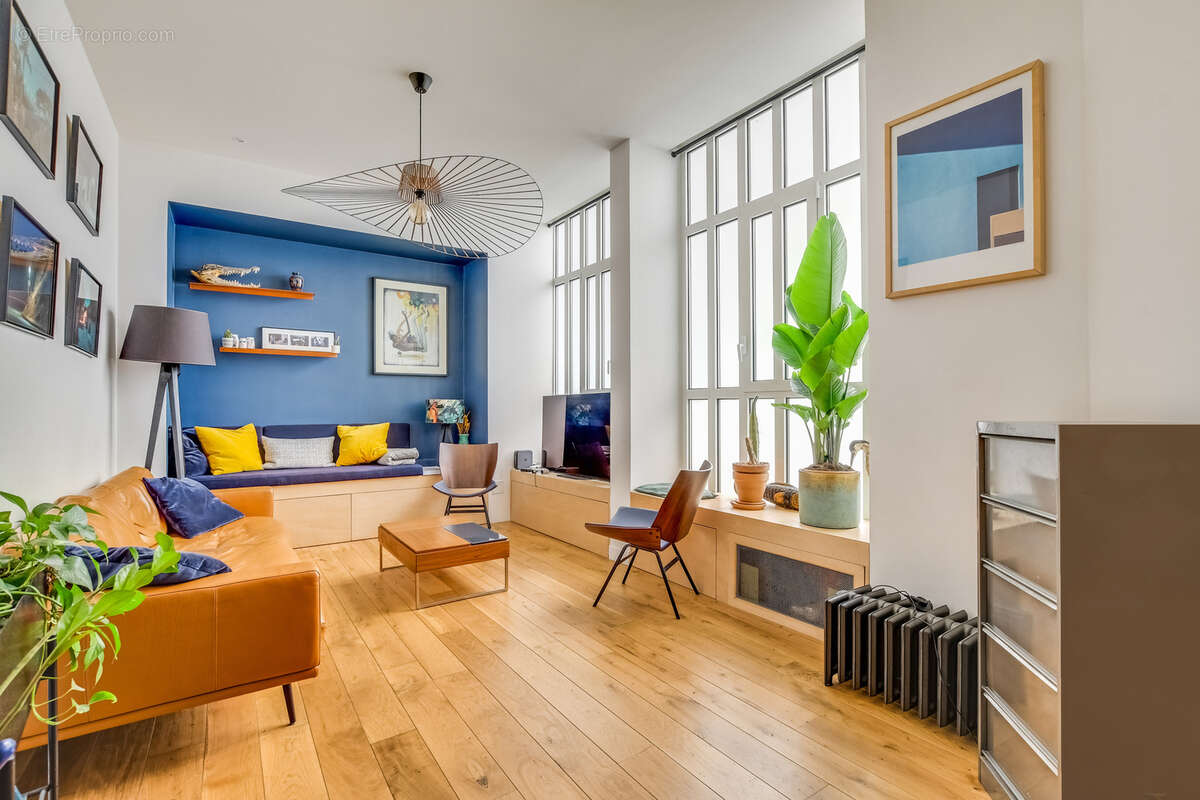 Appartement à PARIS-2E