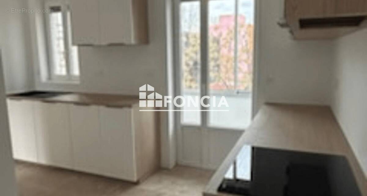 Appartement à SALON-DE-PROVENCE