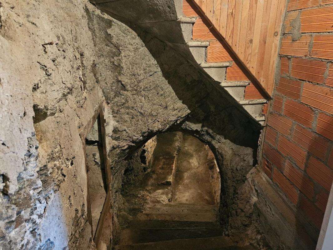 Maison de village - Extérieur - Beau potentiel - photo 17