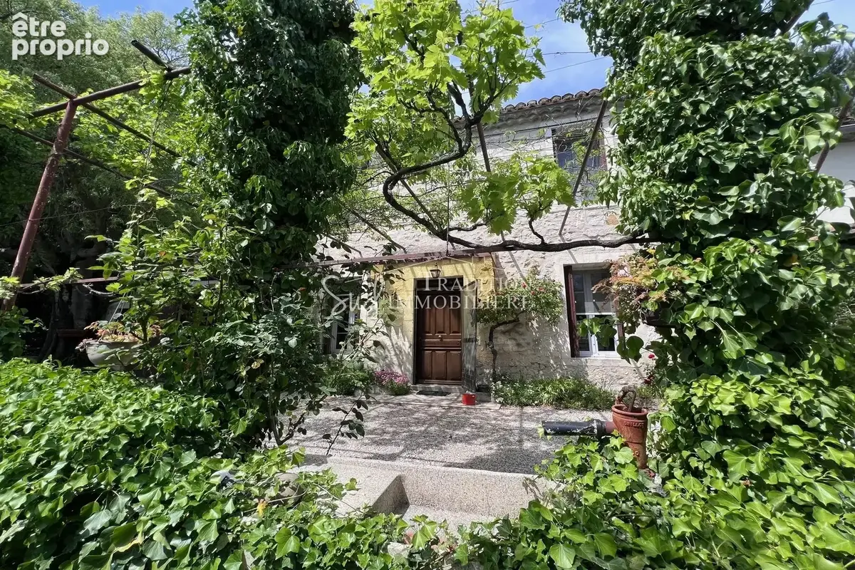 Maison à MAUSSANE-LES-ALPILLES
