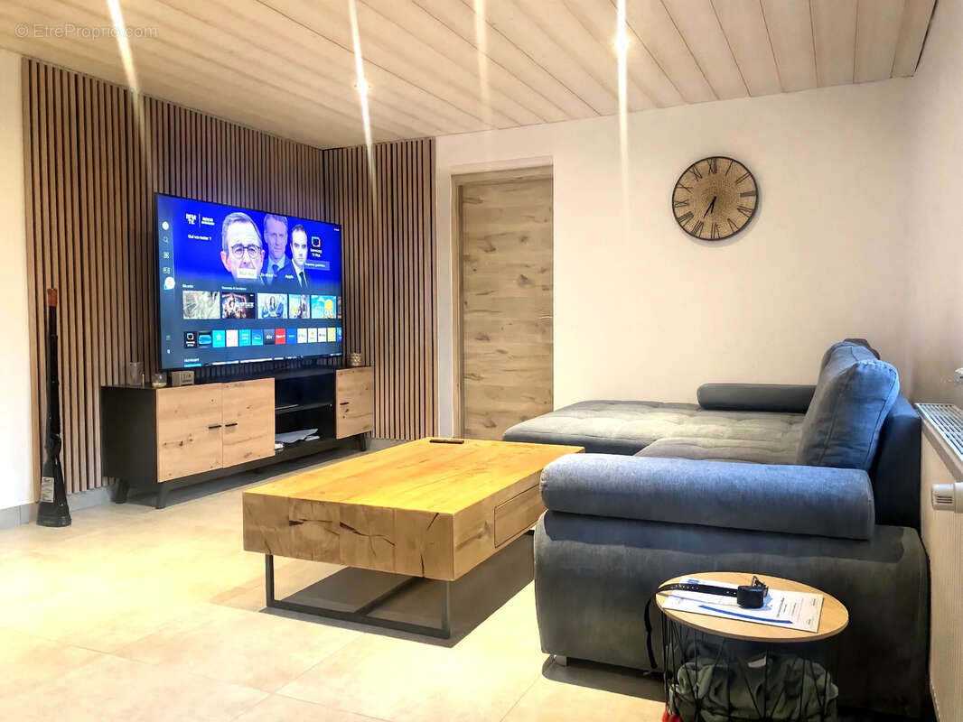 Maison à VYT-LES-BELVOIR