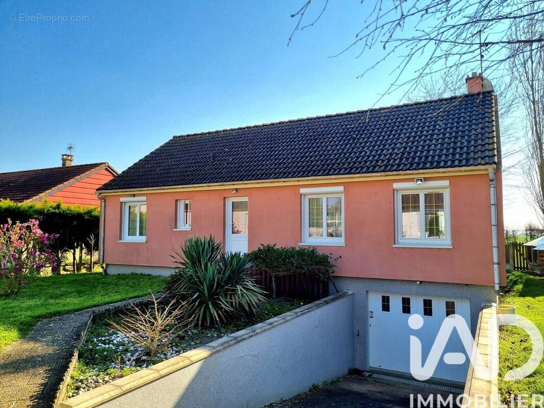 Photo 1 - Maison à JANVILLE