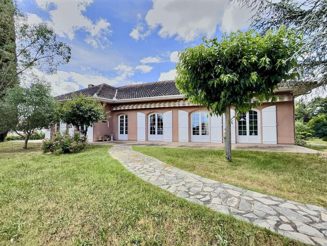 Maison à LAVAUR