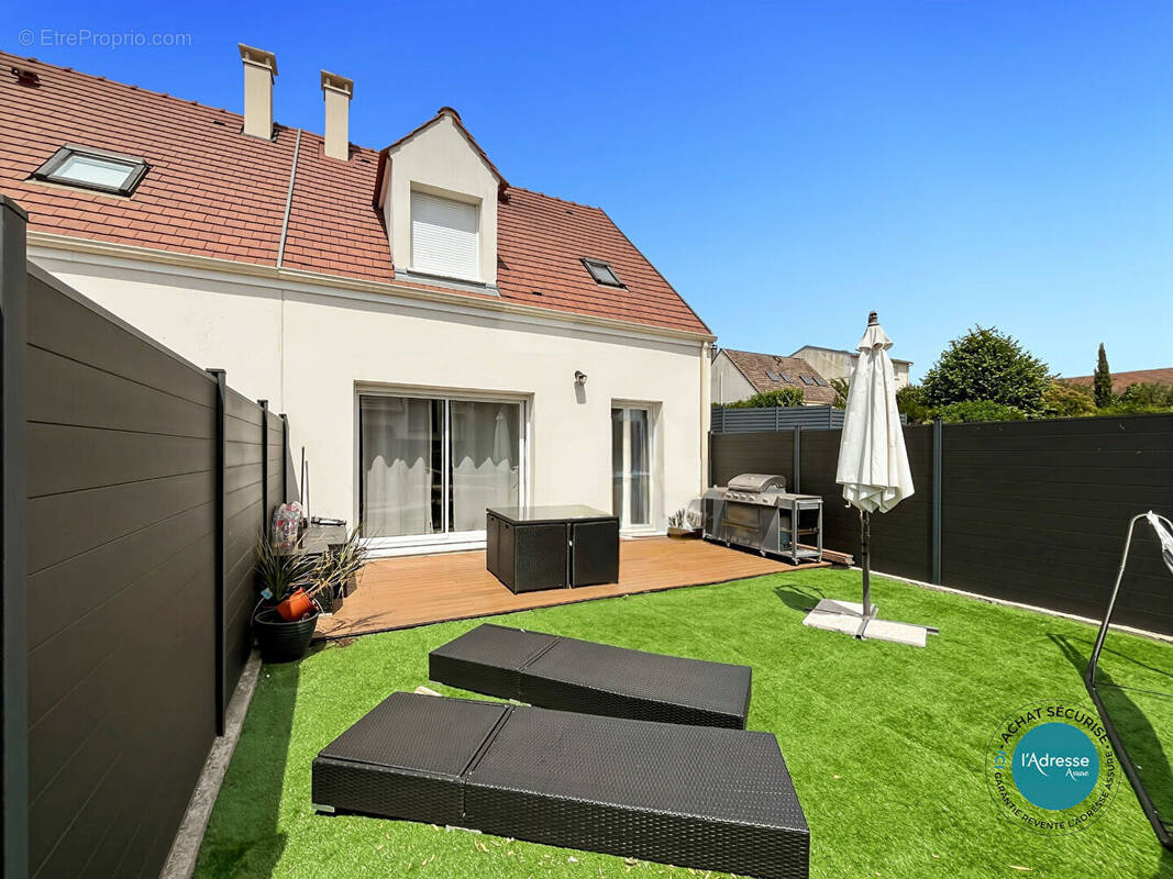 Maison à BALLANCOURT-SUR-ESSONNE