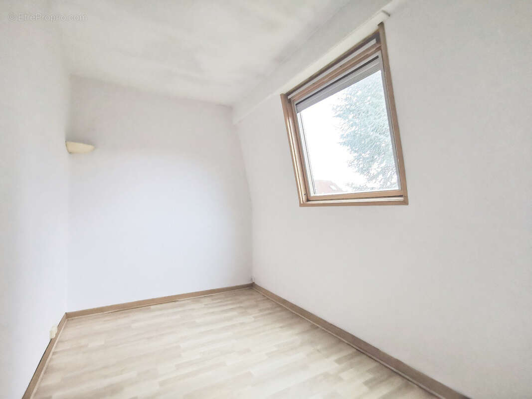 Maison à MAGNY-LES-HAMEAUX