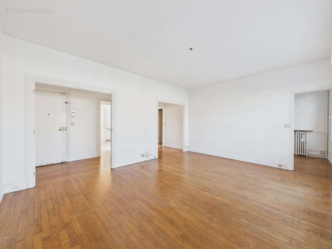 Appartement à PARIS-6E