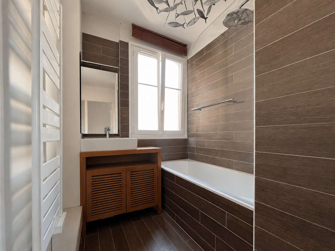 Appartement à ASNIERES-SUR-SEINE