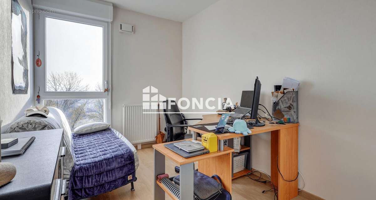 Résidence récente et sécurisée, appartement confortable et sans travaux - photo 7