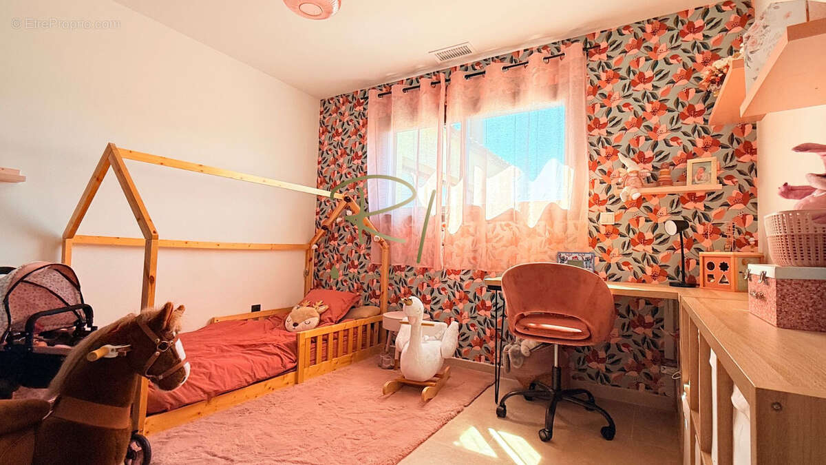 Maison à SAINT-JEAN-DU-PIN