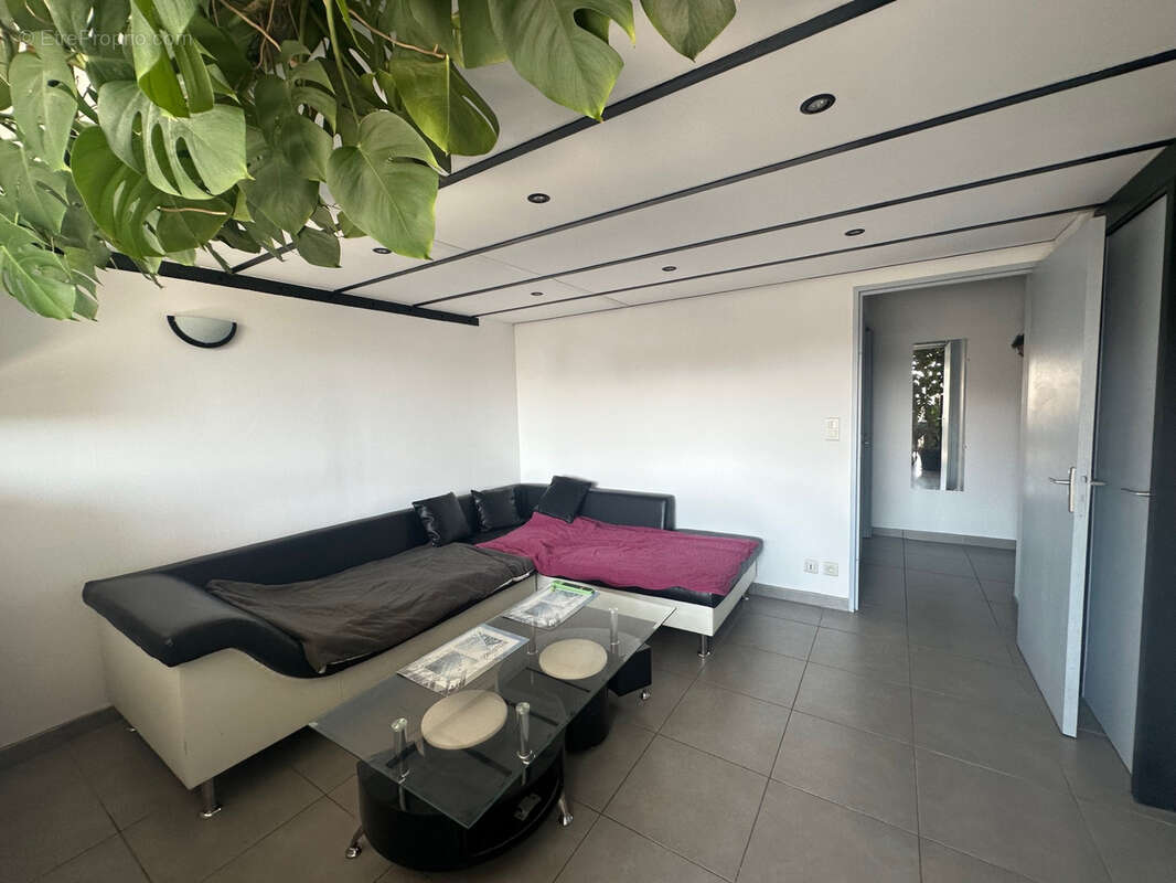 Appartement à CANDILLARGUES
