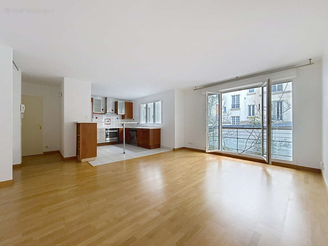 Appartement à PARIS-20E